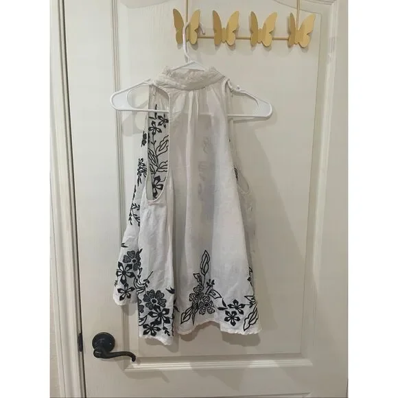 Anthropologie The Tavi Blouse by Pilcro: Tank Edition Size Small - Picture 7 of 7